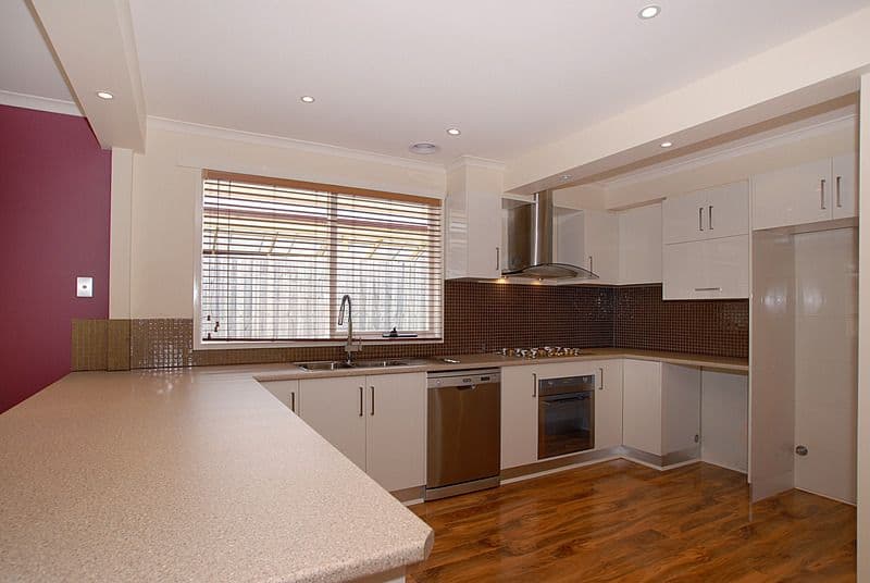 27 Bryden Drive, FERNTREE GULLY VIC 3156, Ferntree Gully - Thumbnail 4