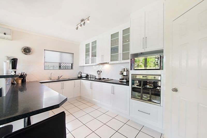 38-40 Martinez Avenue, West End QLD 4810, West End - Thumbnail 2