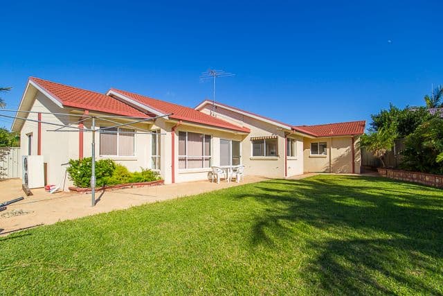 13 Kirkton Place, EDENSOR PARK NSW 2176, Edensor Park - Thumbnail 7