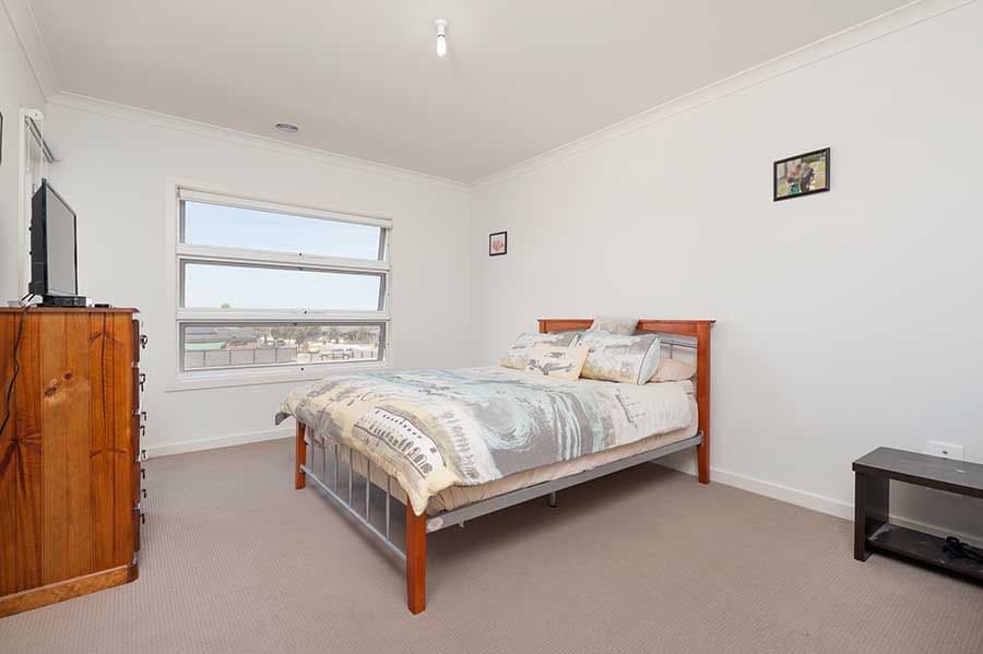 27 Kirkstead Grove, Craigieburn VIC 3064, Craigieburn - Thumbnail 5
