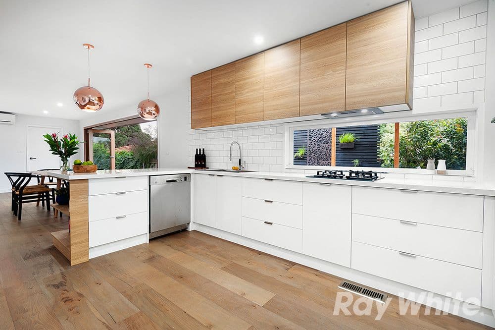 8 Marykirk Drive, Wheelers Hill VIC 3150, Wheelers Hill - Thumbnail 2