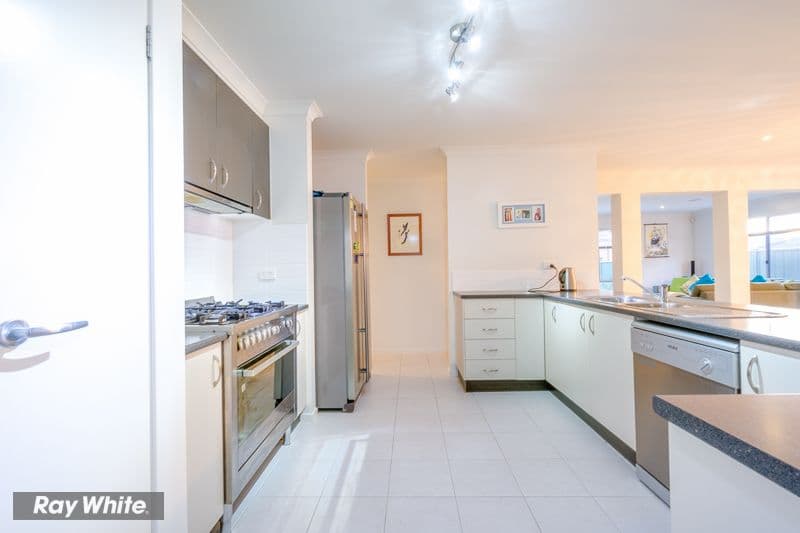 18 Gosford Road, Wyndham Vale VIC 3024, Wyndham Vale - Thumbnail 7