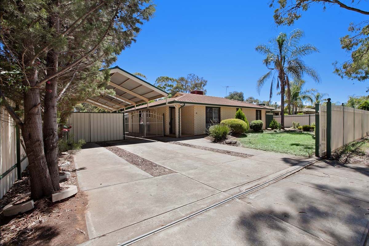 13 Townsend Avenue, Parafield Gardens SA 5107, Parafield Gardens - Thumbnail 2