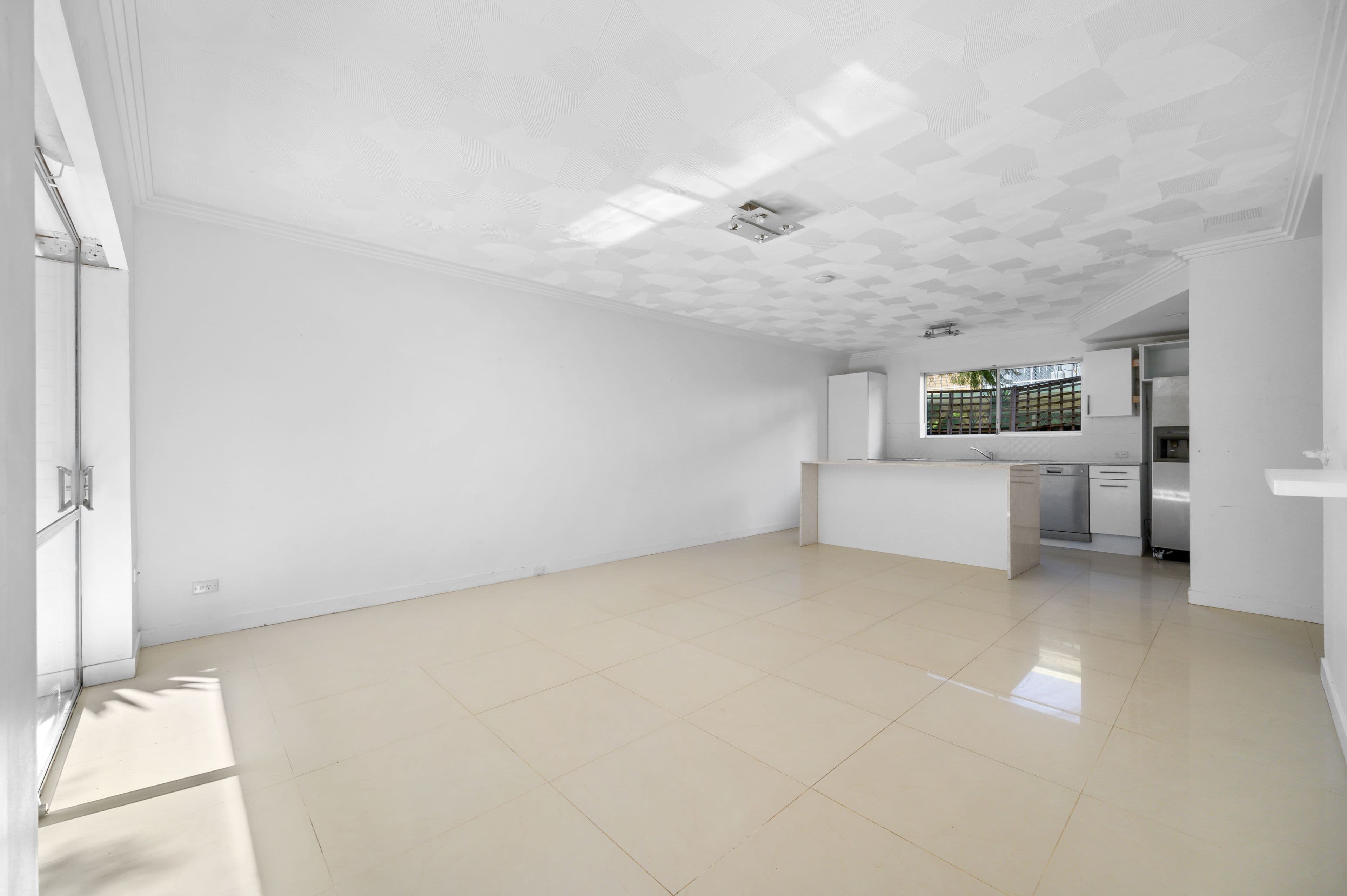 83 Bayview Street, Runaway Bay QLD 4216, Runaway Bay - Thumbnail 8