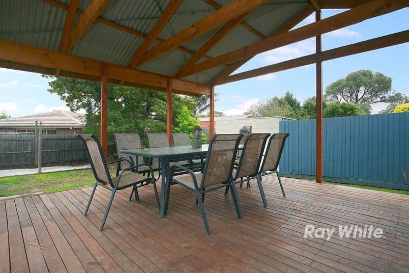 30 Hanley Street, NARRE WARREN VIC 3805, Narre Warren - Thumbnail 3