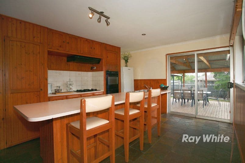 30 Hanley Street, NARRE WARREN VIC 3805, Narre Warren - Thumbnail 4