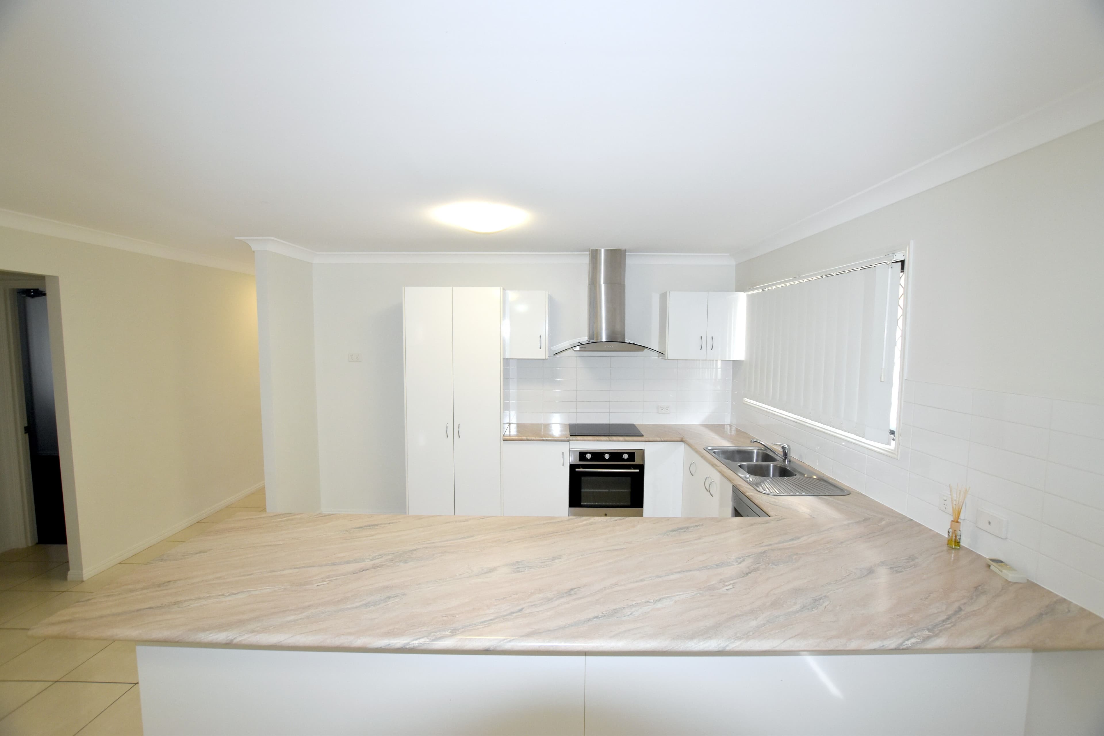 10 Cressbrook Street, Clinton QLD 4680, Clinton - Thumbnail 2