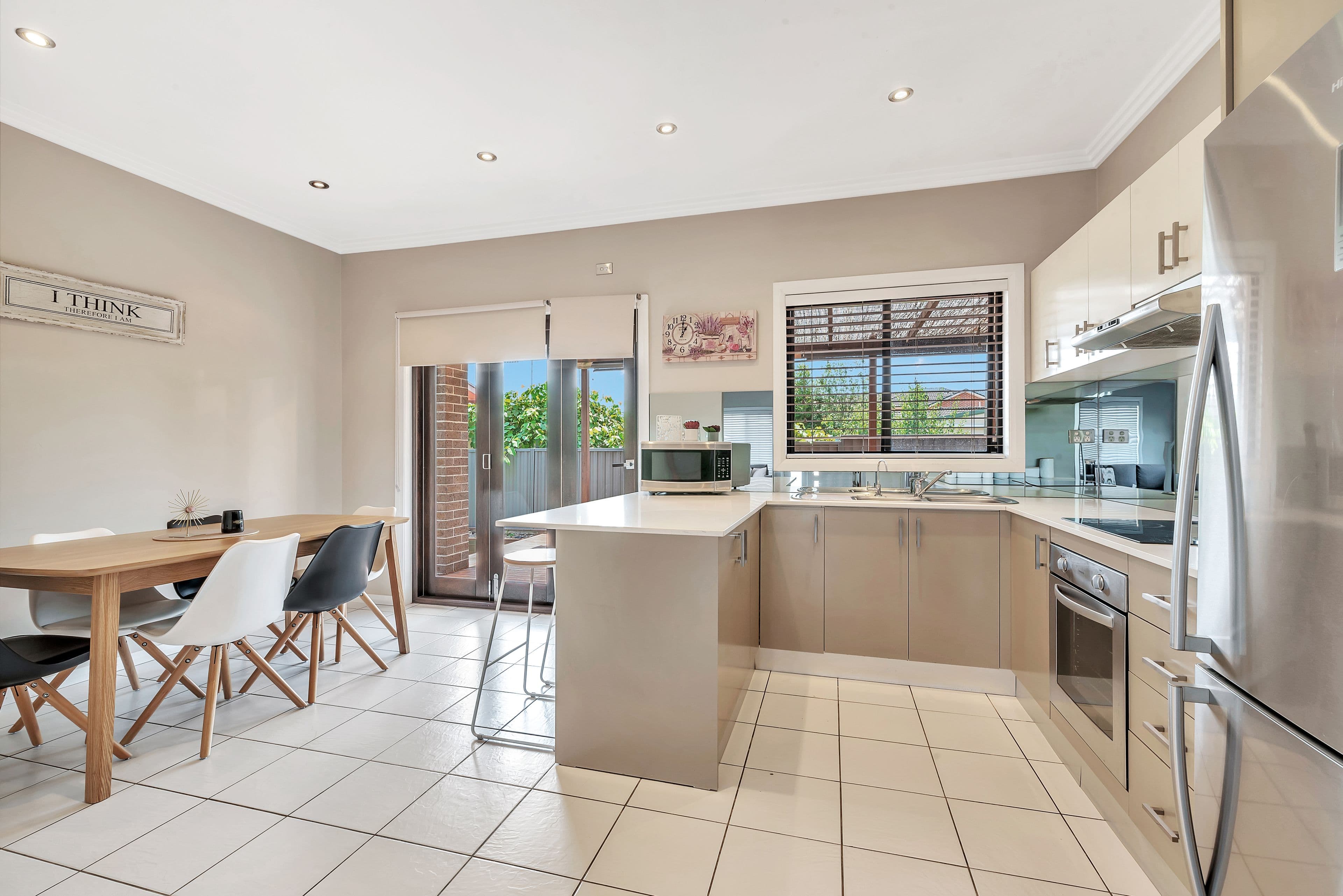 22 Chrysanthemum Avenue, Lurnea - Thumbnail 4