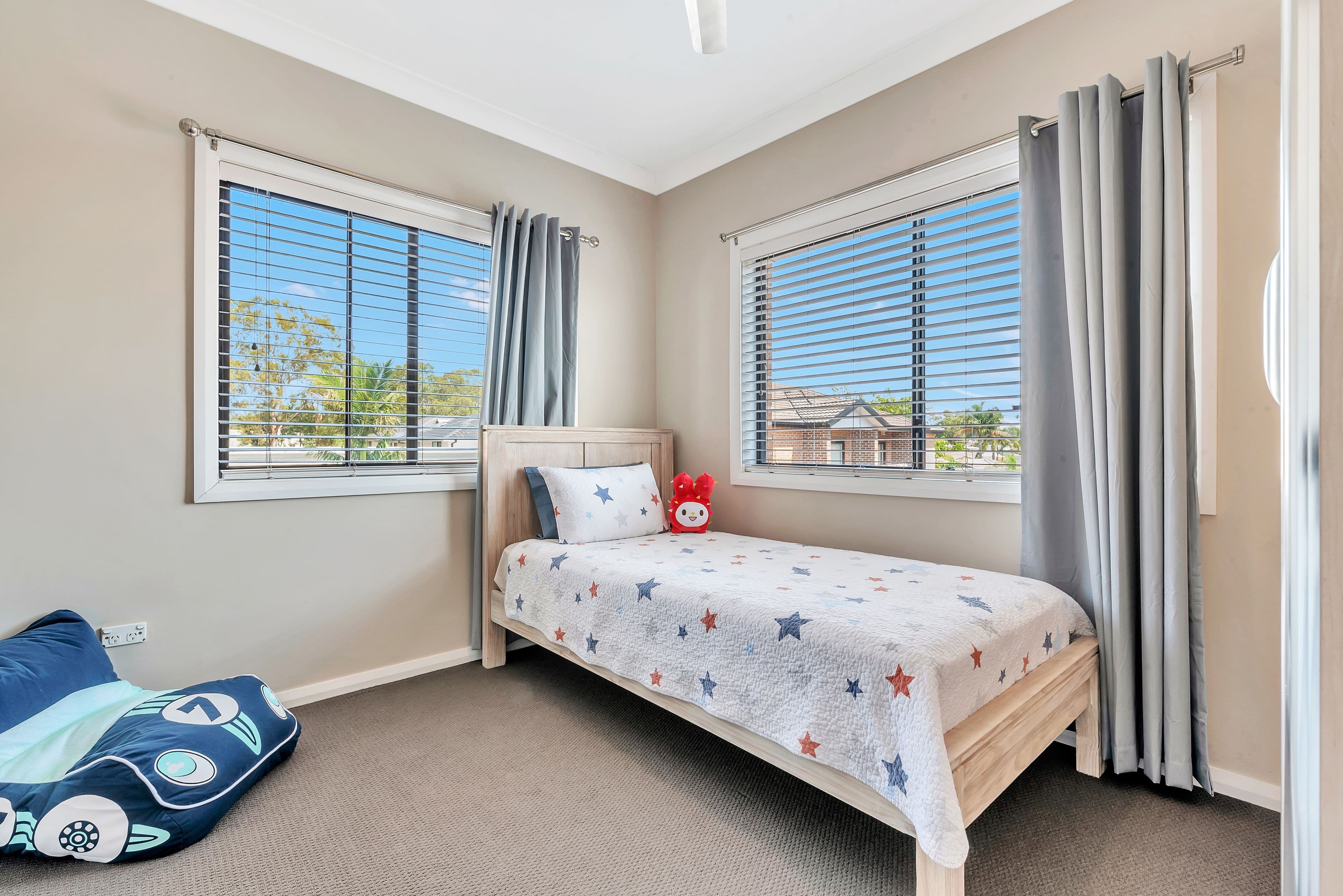 22 Chrysanthemum Avenue, Lurnea - Thumbnail 8