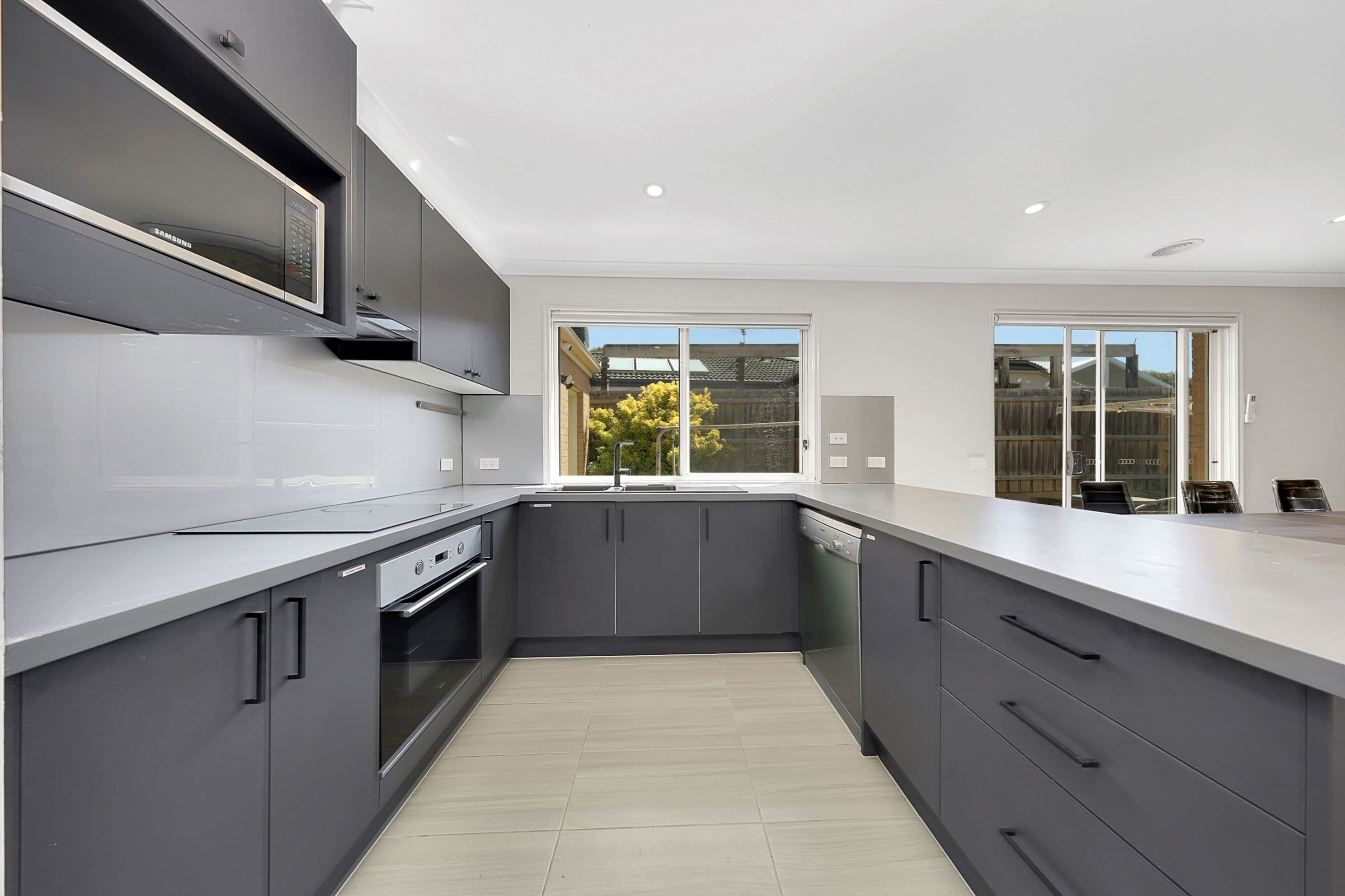 33 Sunnybrae Drive, Mernda VIC 3754, Mernda - Thumbnail 4