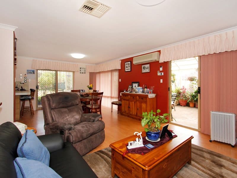 67 Sylvan Crescent, LEEMING WA 6149, Leeming - Thumbnail 6