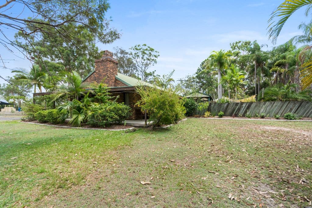 6 Philip Crescent, Barellan Point QLD 4306, Barellan Point - Image 1