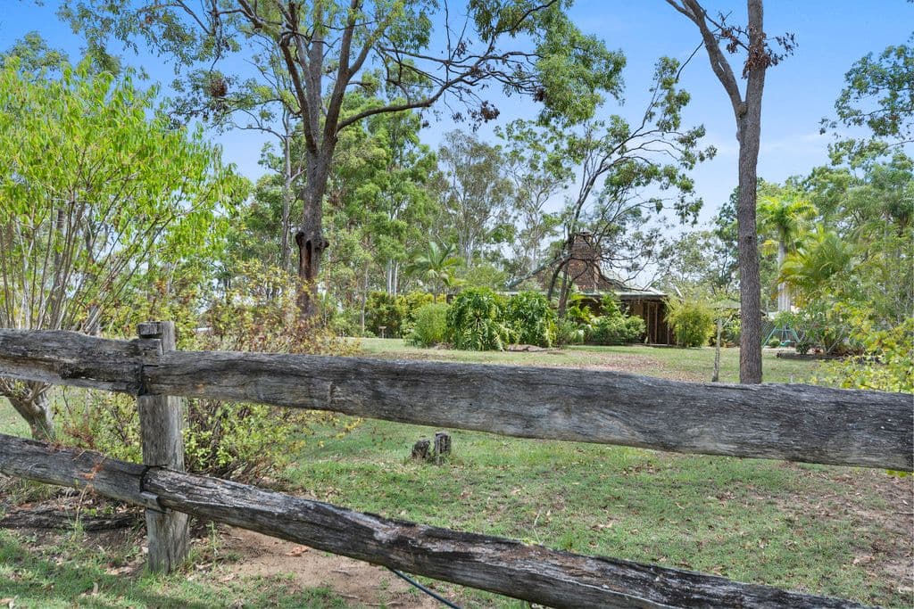 6 Philip Crescent, Barellan Point QLD 4306, Barellan Point - Thumbnail 2