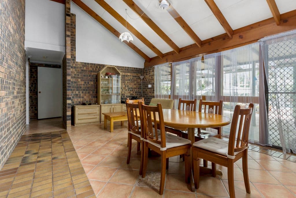 6 Philip Crescent, Barellan Point QLD 4306, Barellan Point - Thumbnail 5