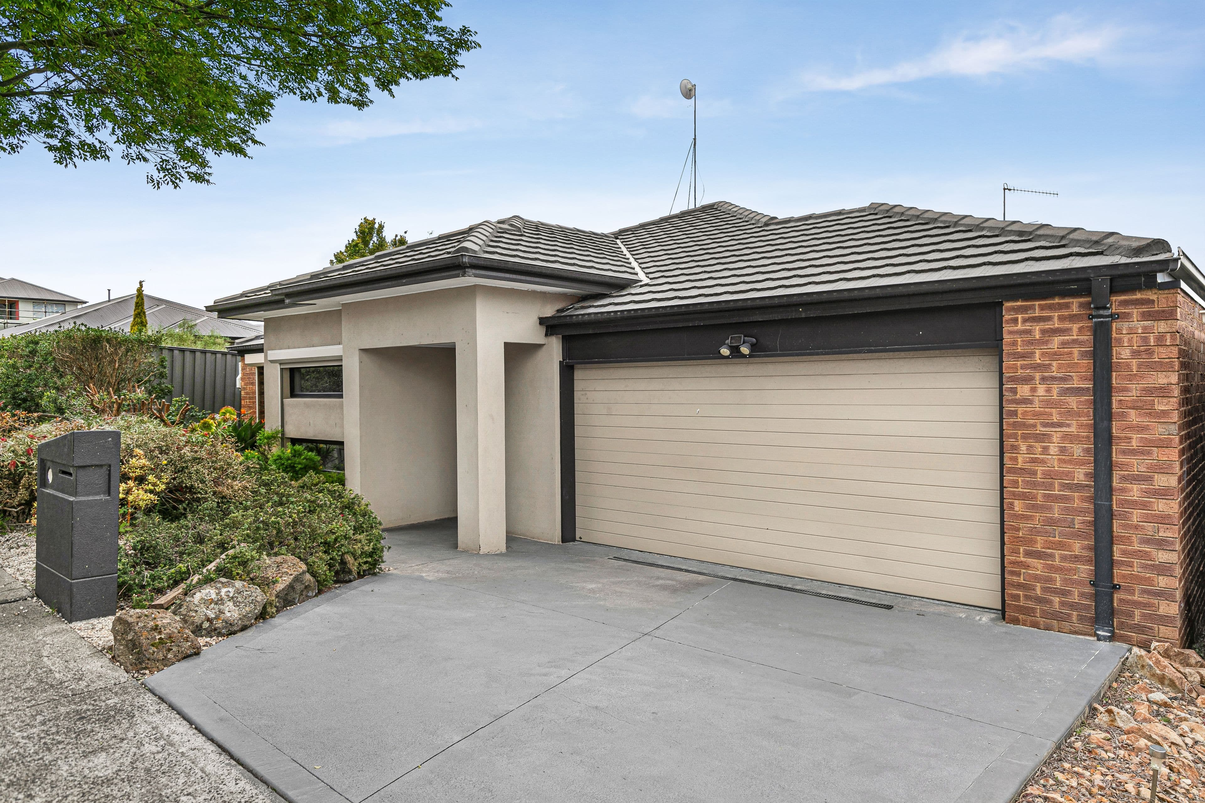 1 Bondin Grove, Greenvale VIC 3059, Greenvale - Image 1