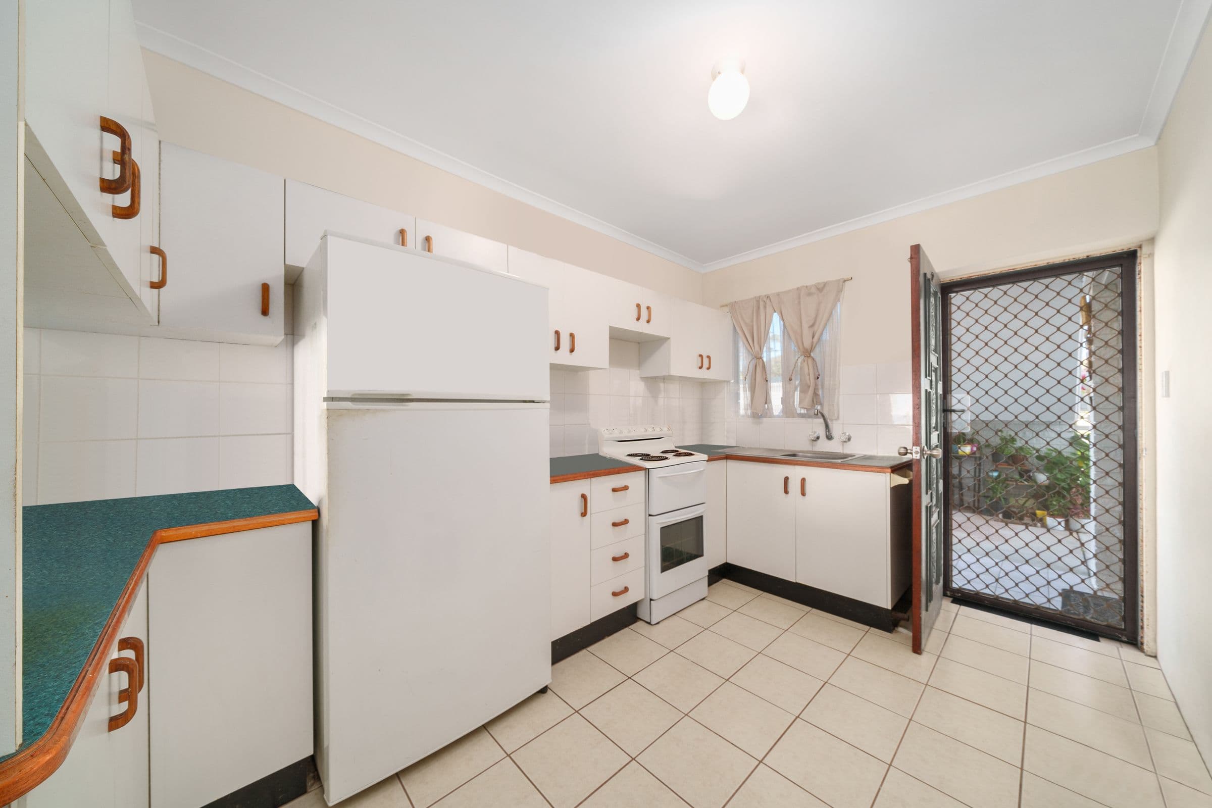 52 Prince Edward Parade, Redcliffe QLD 4020, Redcliffe - Thumbnail 8