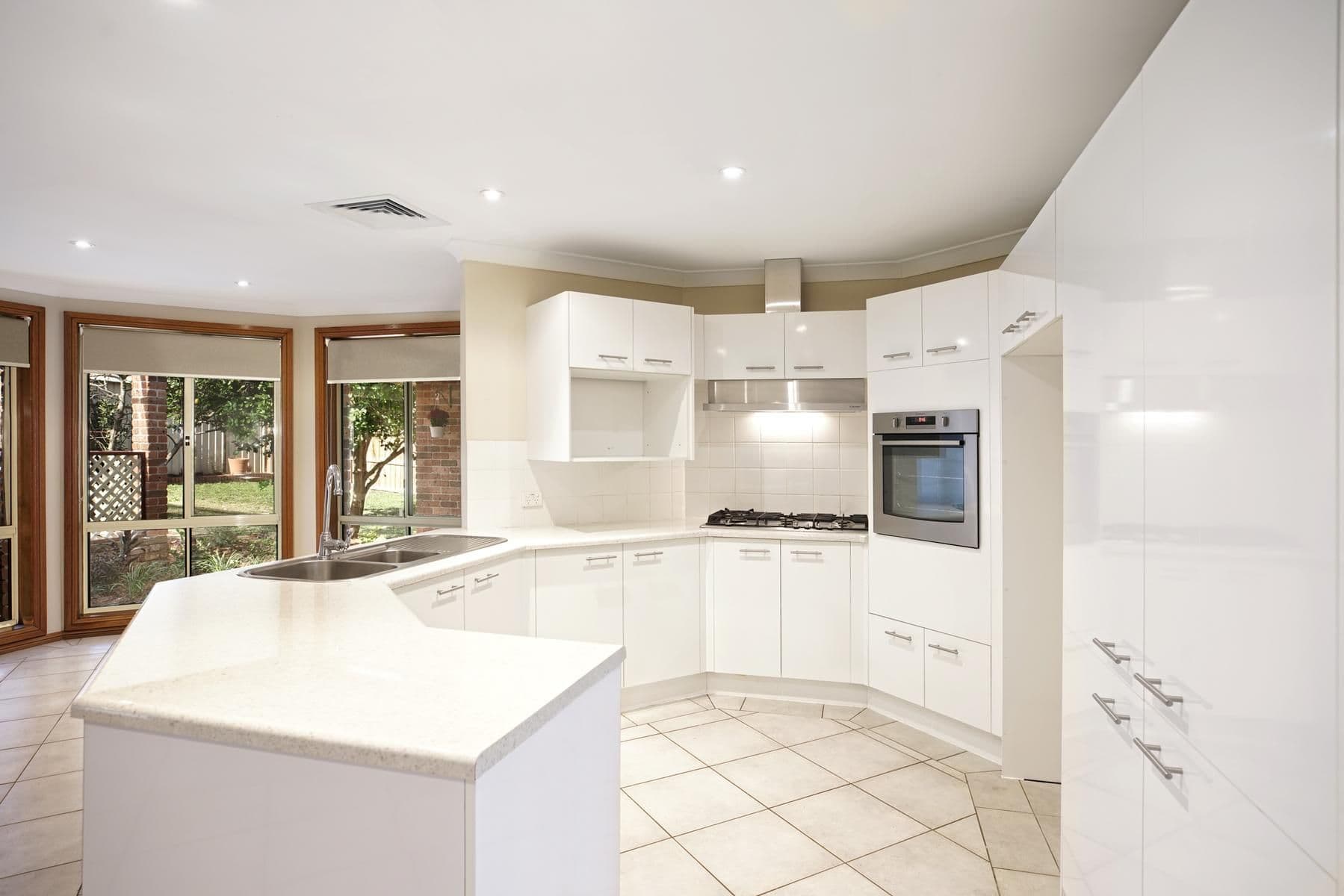 23 Kenneth Slessor Drive, Glenmore Park - Thumbnail 2