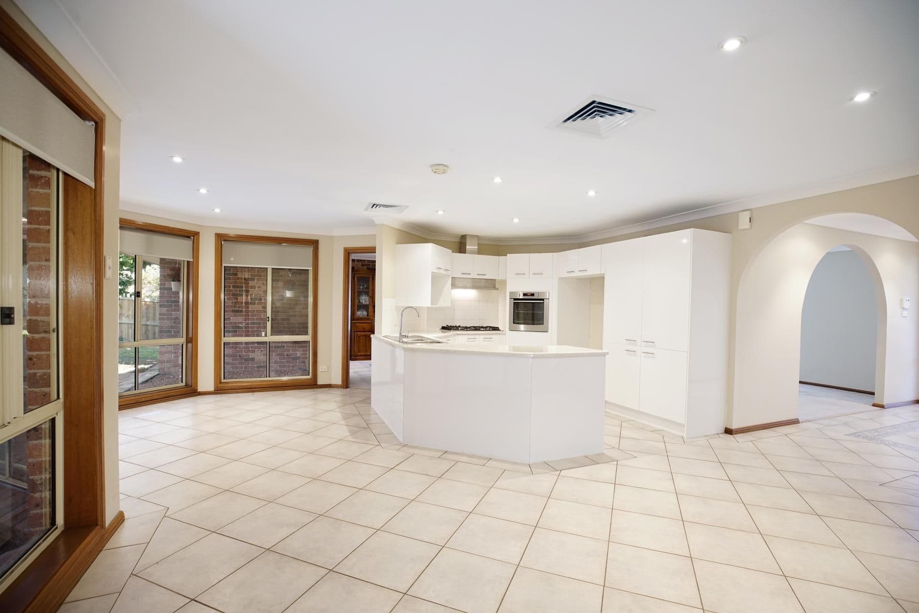 23 Kenneth Slessor Drive, Glenmore Park - Thumbnail 3