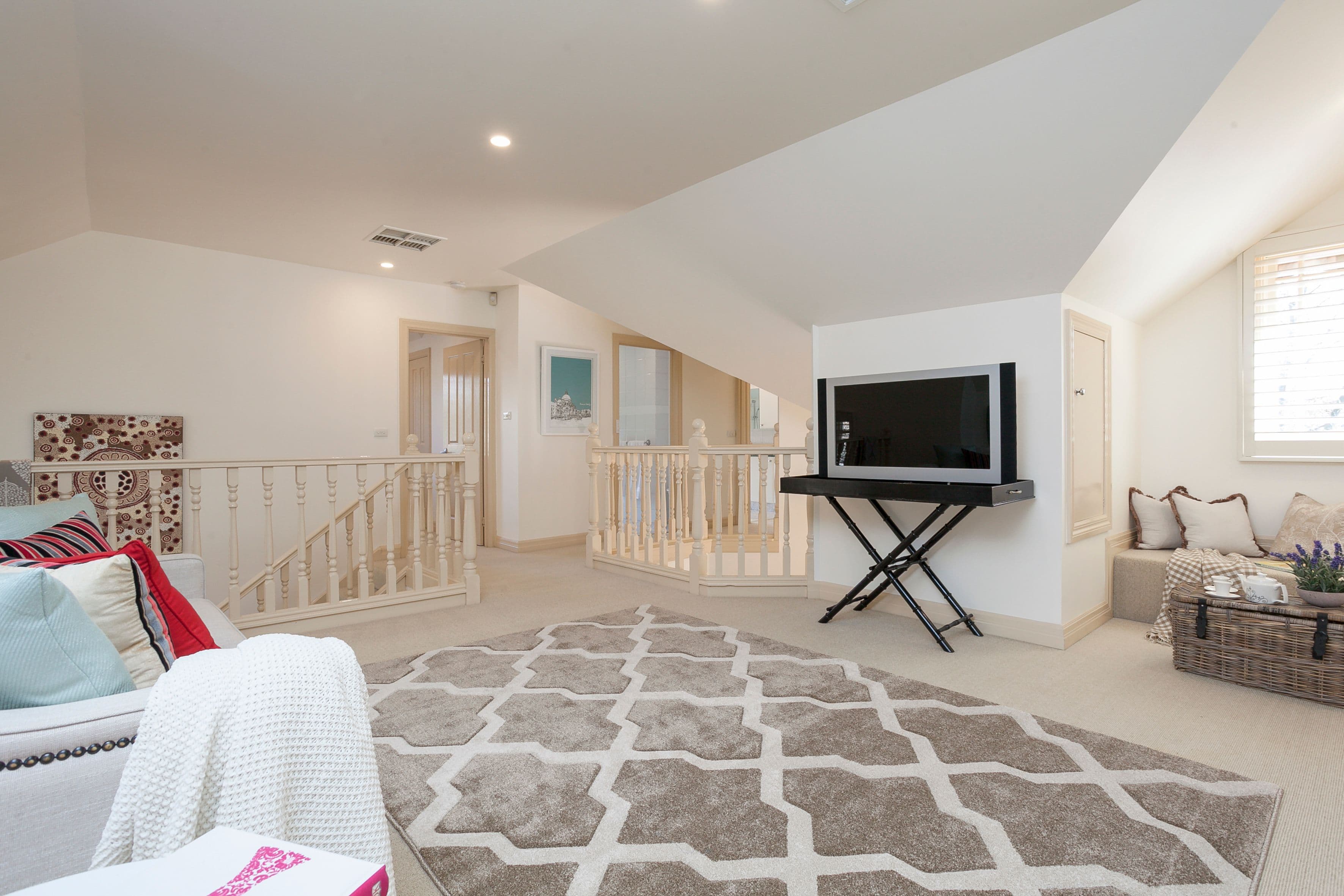 6 Belford Avenue, Kew East VIC 3102, Kew East - Thumbnail 4