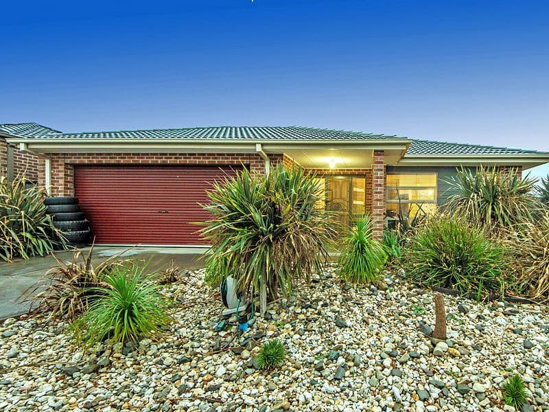 4 Loretta Boulevard, TARNEIT VIC 3029, Tarneit - Thumbnail 2