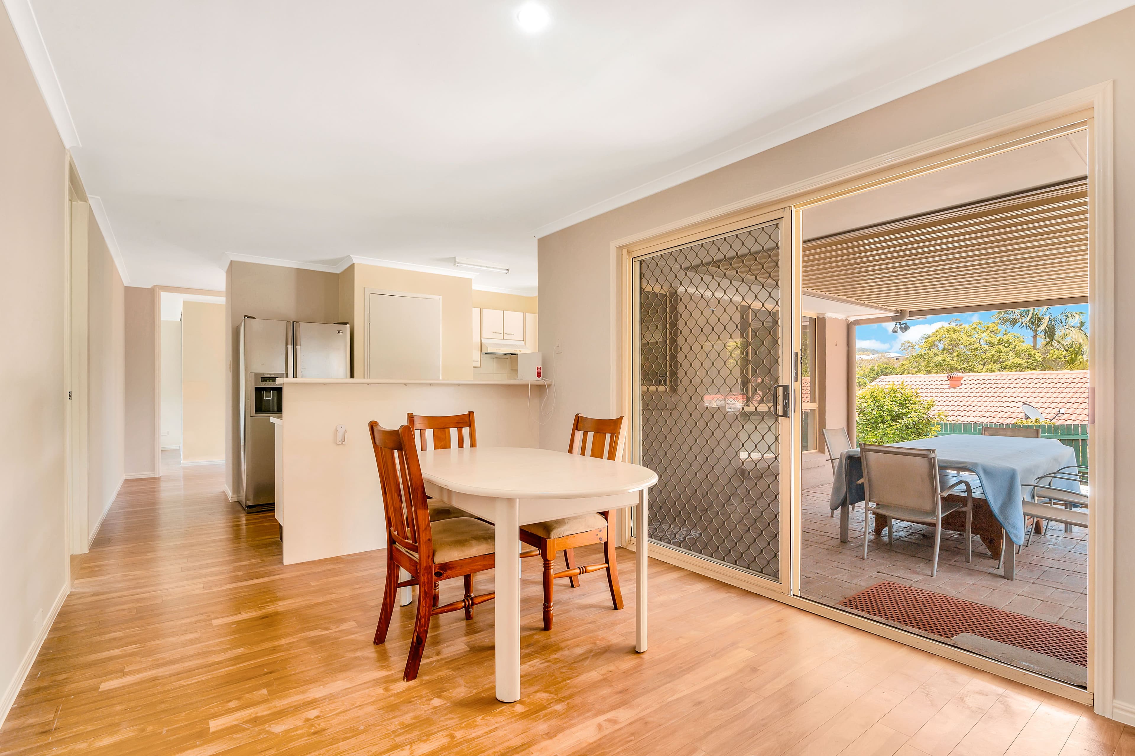8 Mona Court, Oxenford QLD 4210, Oxenford - Thumbnail 4