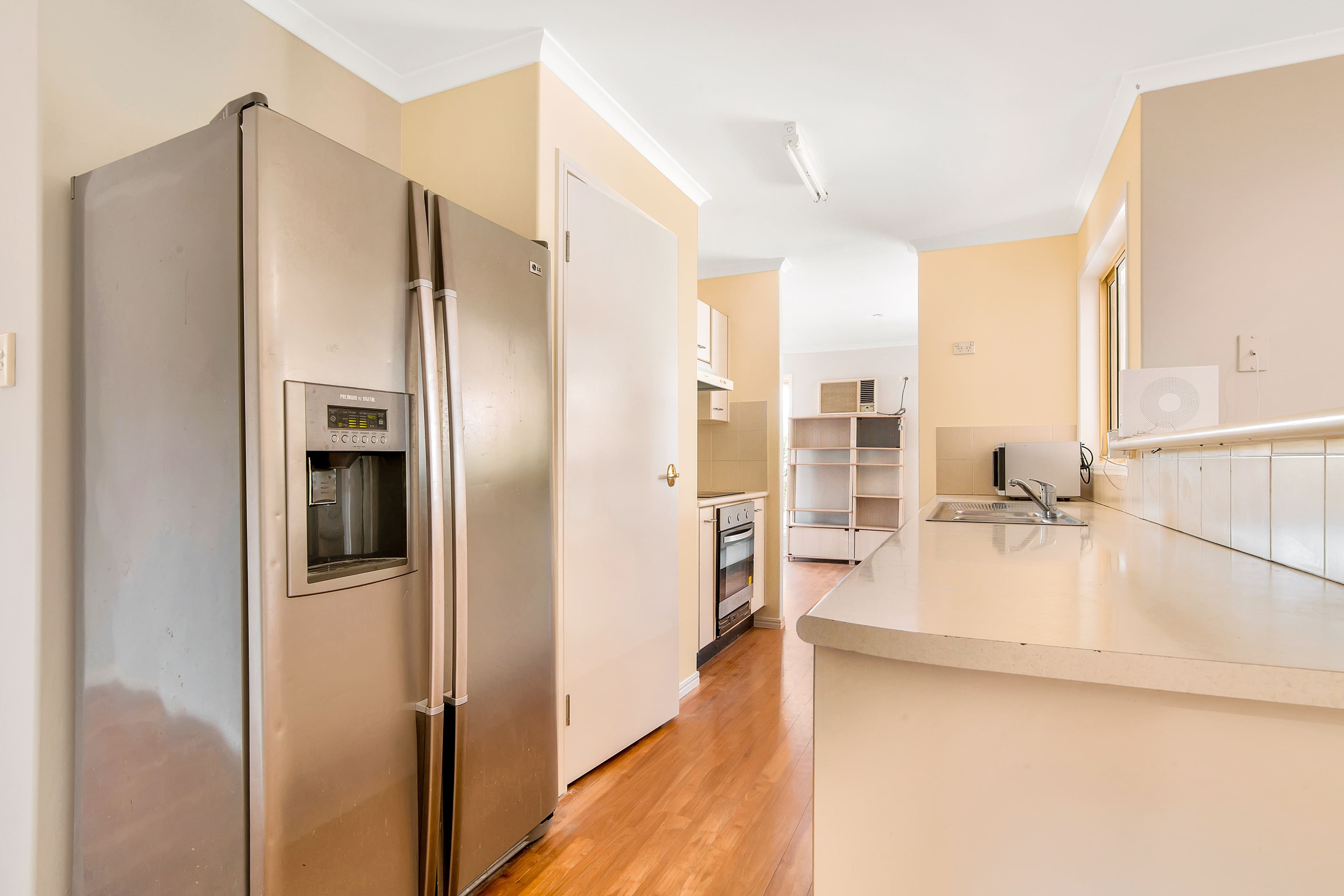 8 Mona Court, Oxenford QLD 4210, Oxenford - Thumbnail 8