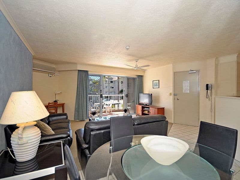 36 Australia Avenue, BROADBEACH QLD 4218, Broadbeach - Thumbnail 4