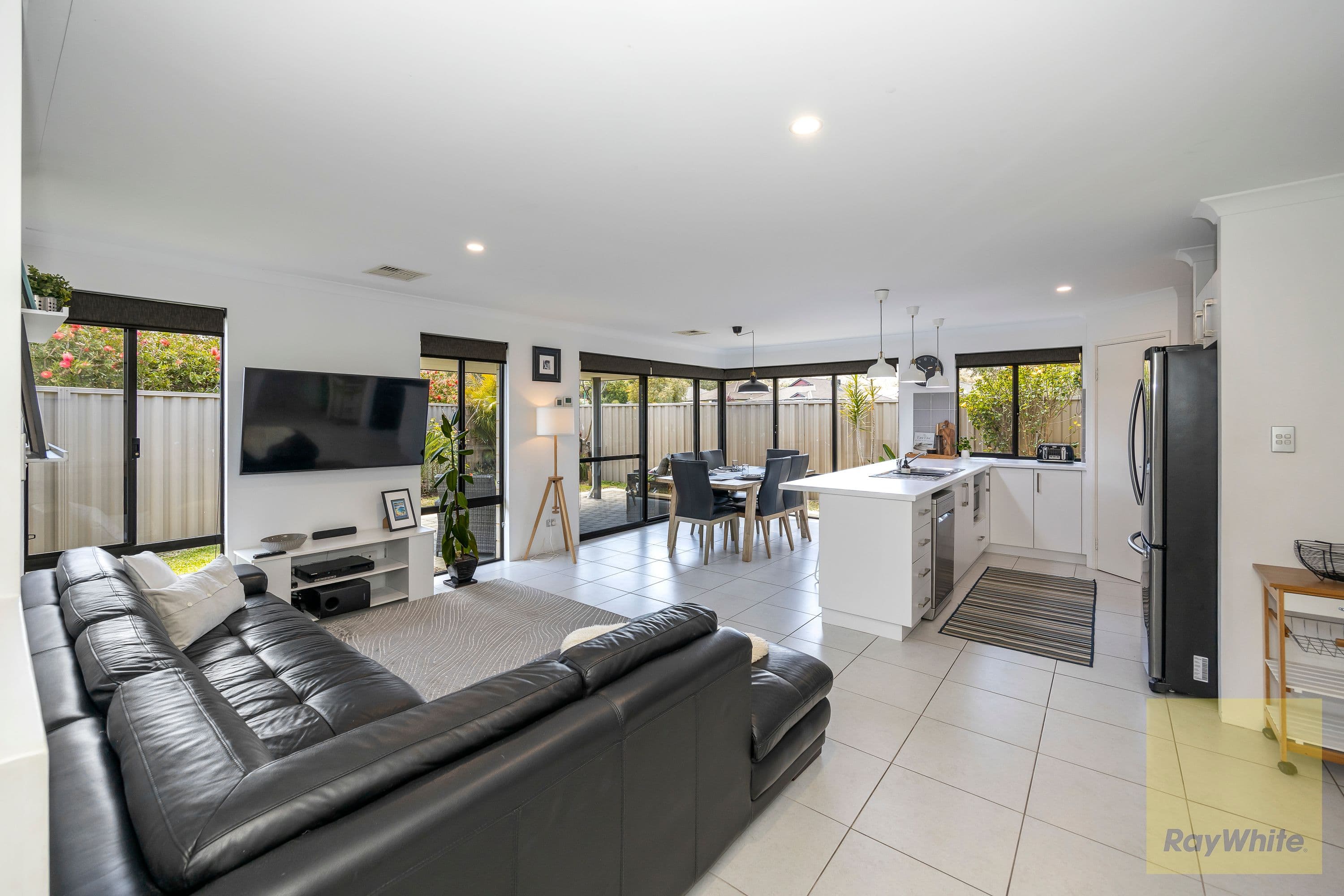 19 Bain Square, Forrestfield WA 6058, Forrestfield - Thumbnail 4