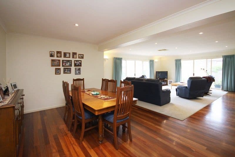 12 The Annie Watt Circuit, WEST LAKES SHORE SA 5020, West Lakes Shore - Thumbnail 2