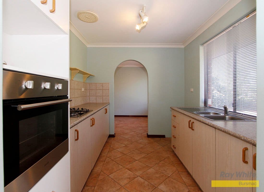 43 Jacaranda Drive, BALLAJURA WA 6066, Ballajura - Thumbnail 2