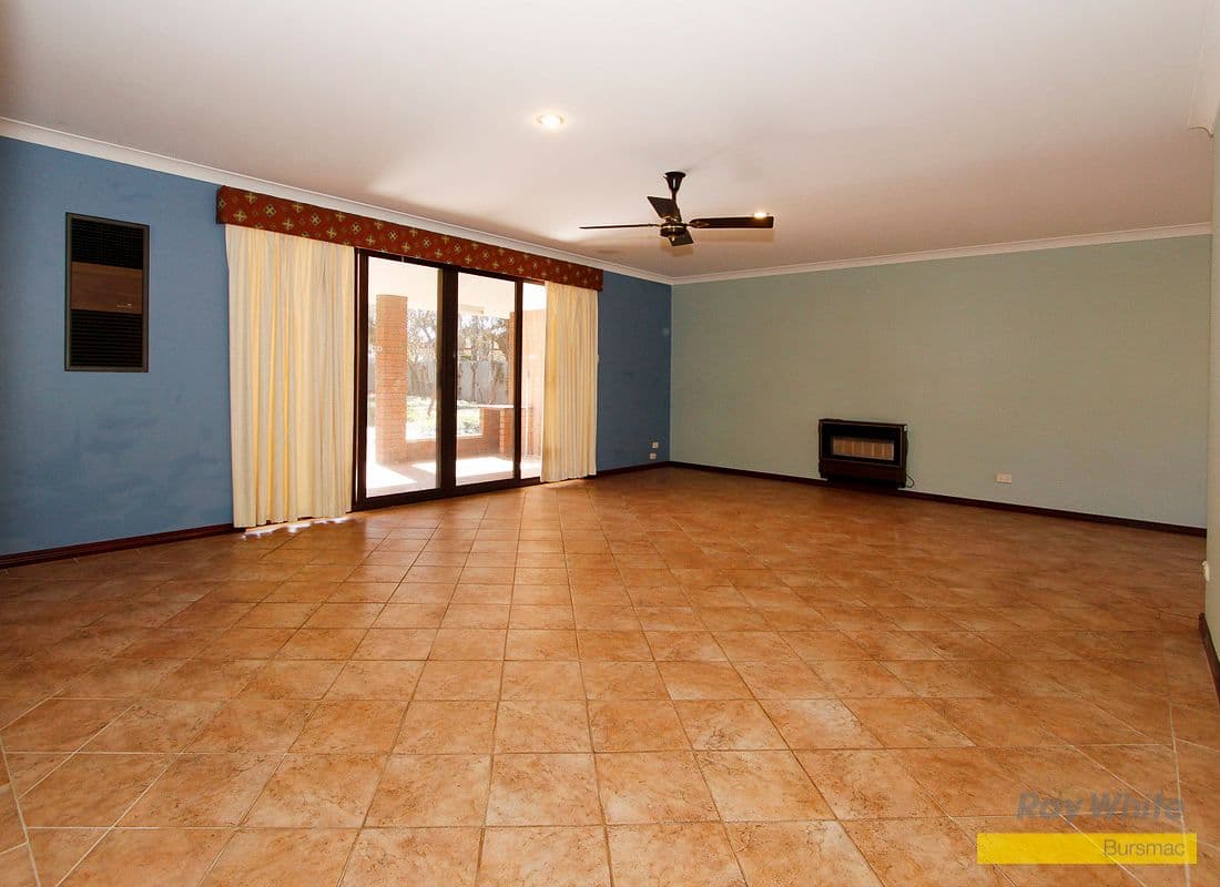 43 Jacaranda Drive, BALLAJURA WA 6066, Ballajura - Thumbnail 5