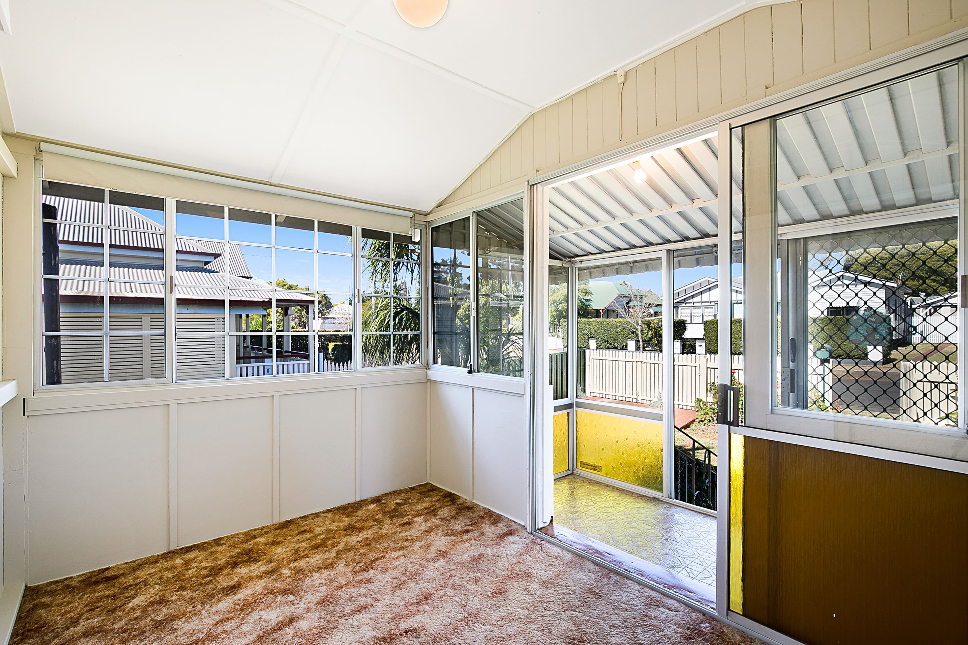 217 Campbell Street, Newtown QLD 4350, Newtown - Thumbnail 2