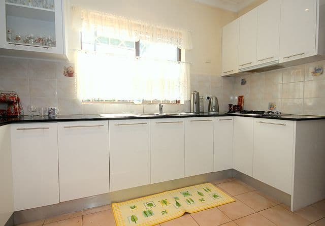 1 Garry Court, GEORGES HALL NSW 2198, Georges Hall - Thumbnail 2