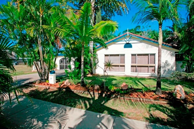 17 Miles Avenue, KELSO QLD 4815, Kelso - Thumbnail 2