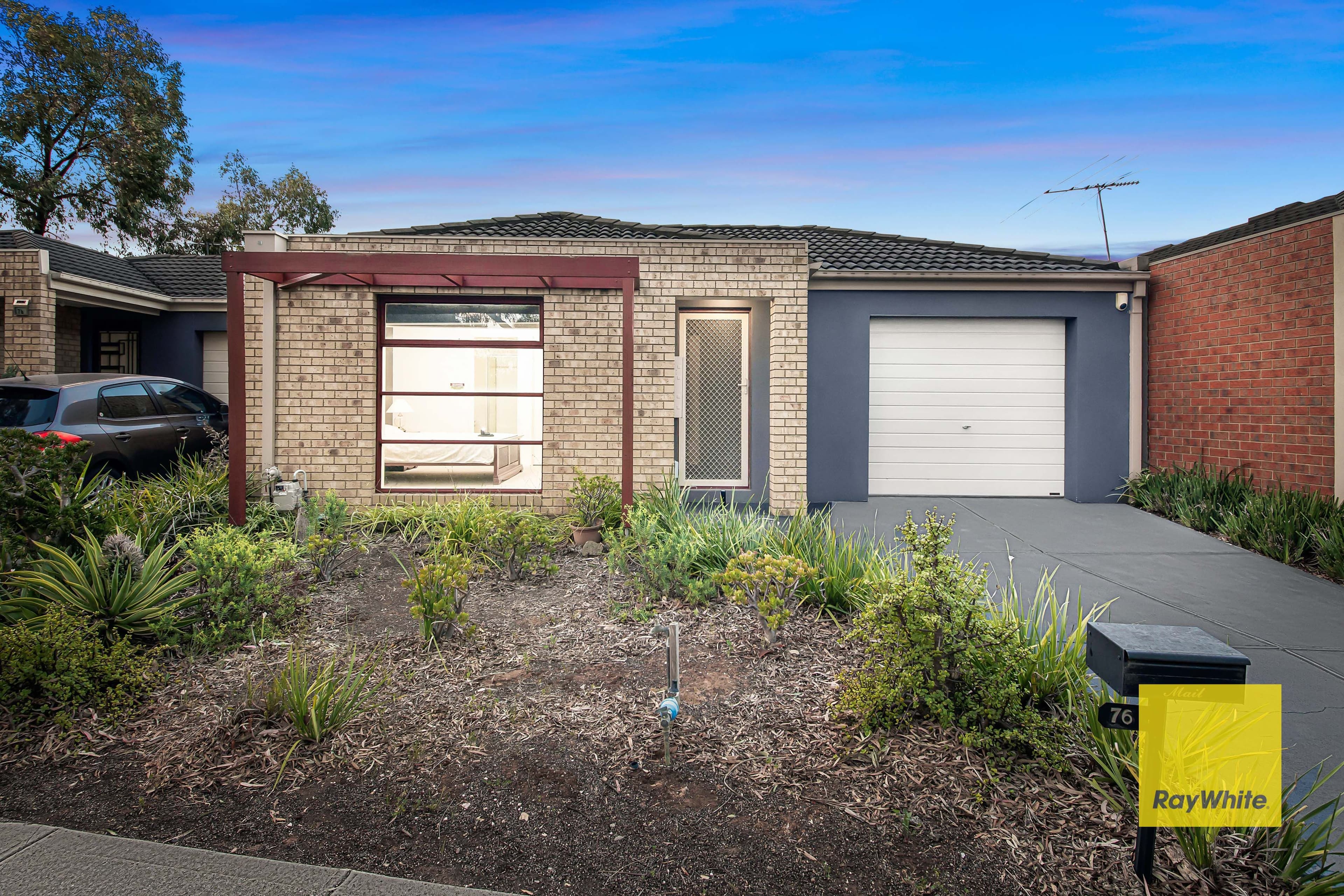 76 Edgevale Way, Tarneit VIC 3029, Tarneit - Thumbnail 2
