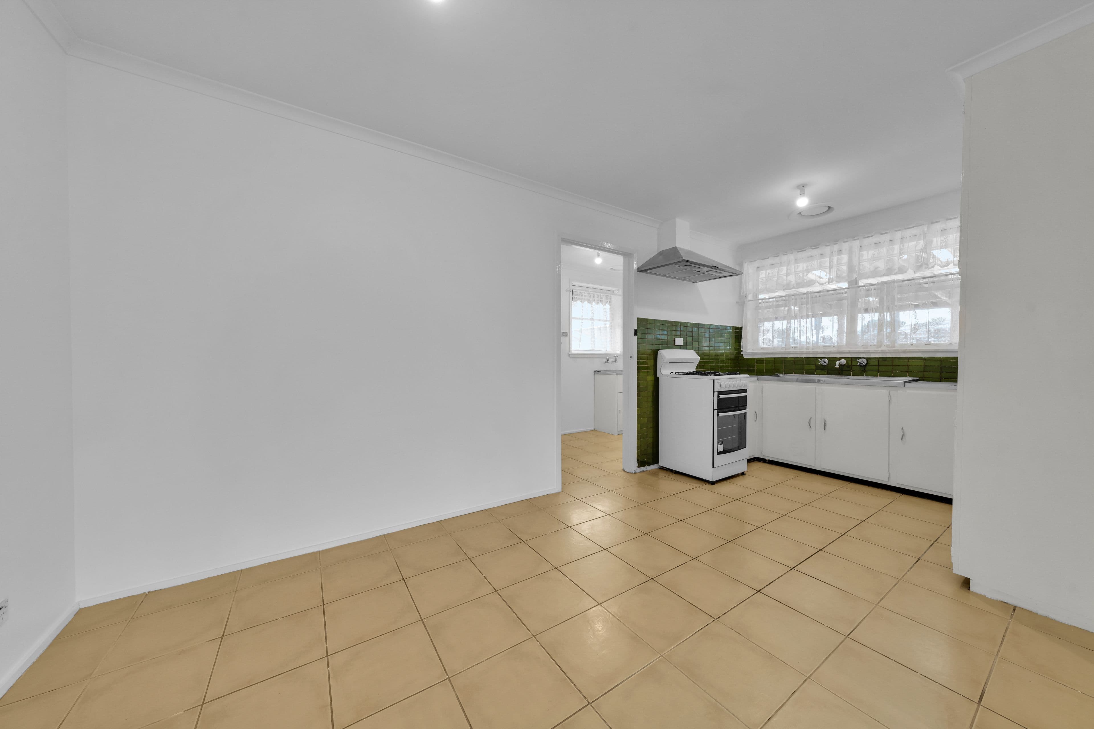 28 Hoya Crescent, Frankston North VIC 3200, Frankston North - Thumbnail 4