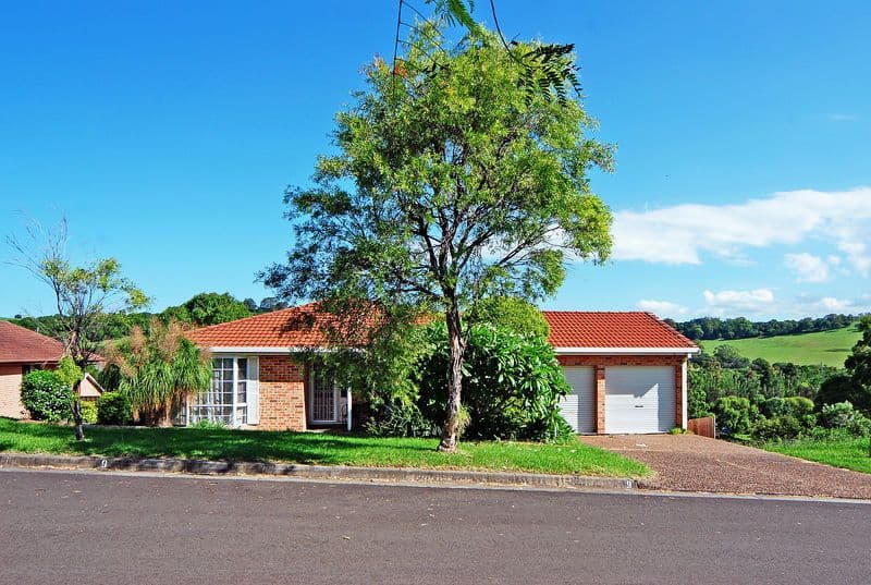 9 Conway Crescent, BLACKBUTT NSW 2529, Blackbutt - Thumbnail 2
