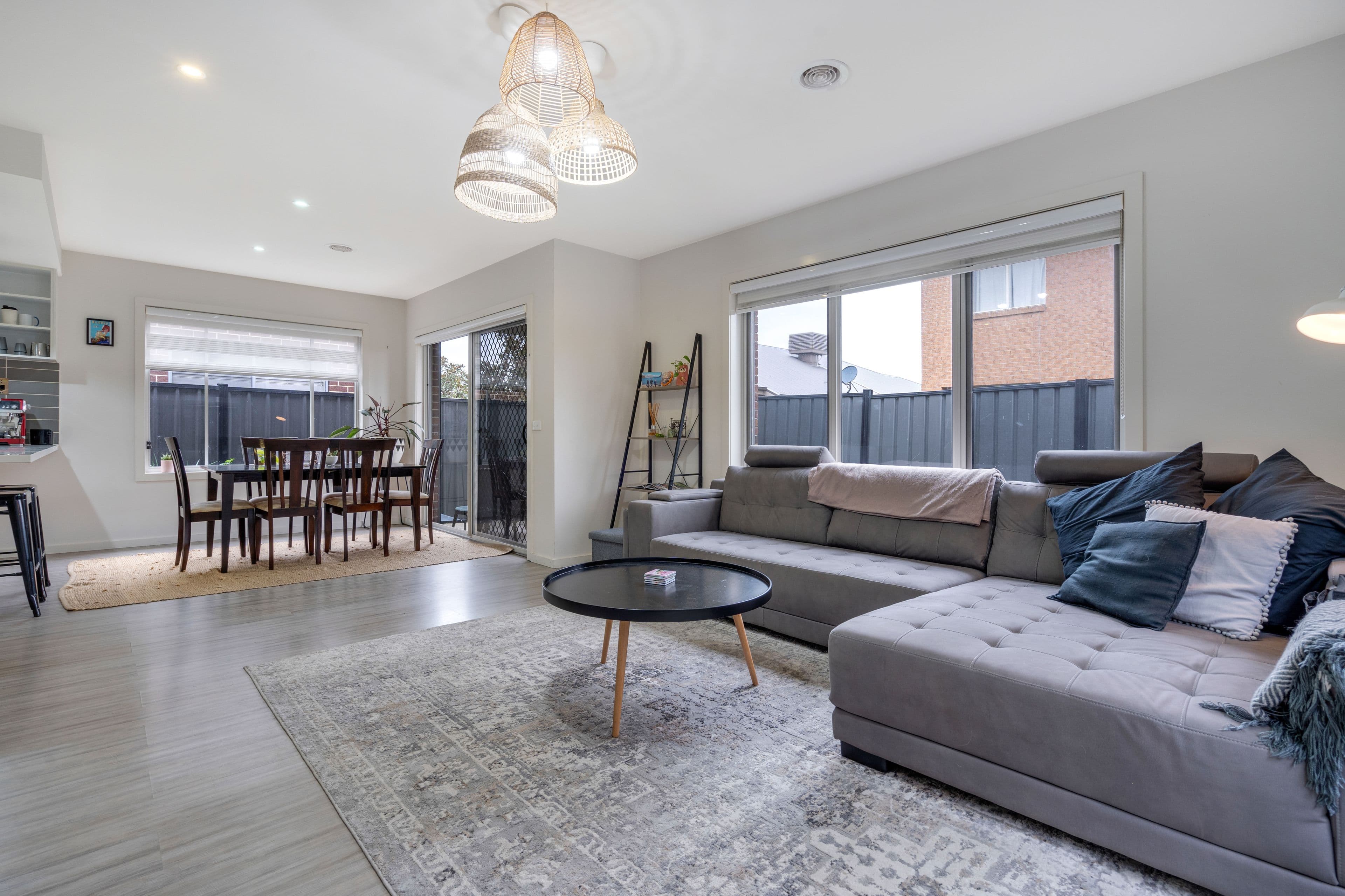 5 Gateshead Street, Craigieburn VIC 3064, Craigieburn - Thumbnail 5