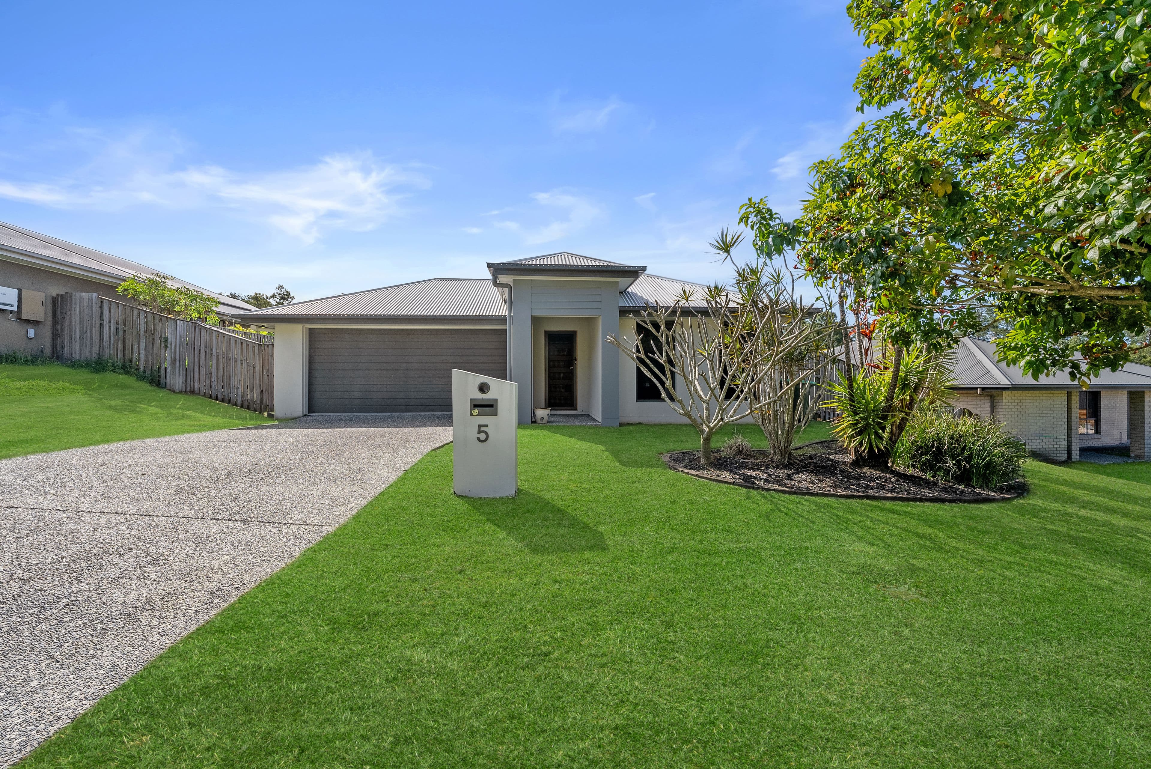 5 Morning Sun Court, Maudsland QLD 4210, Maudsland - Image 1