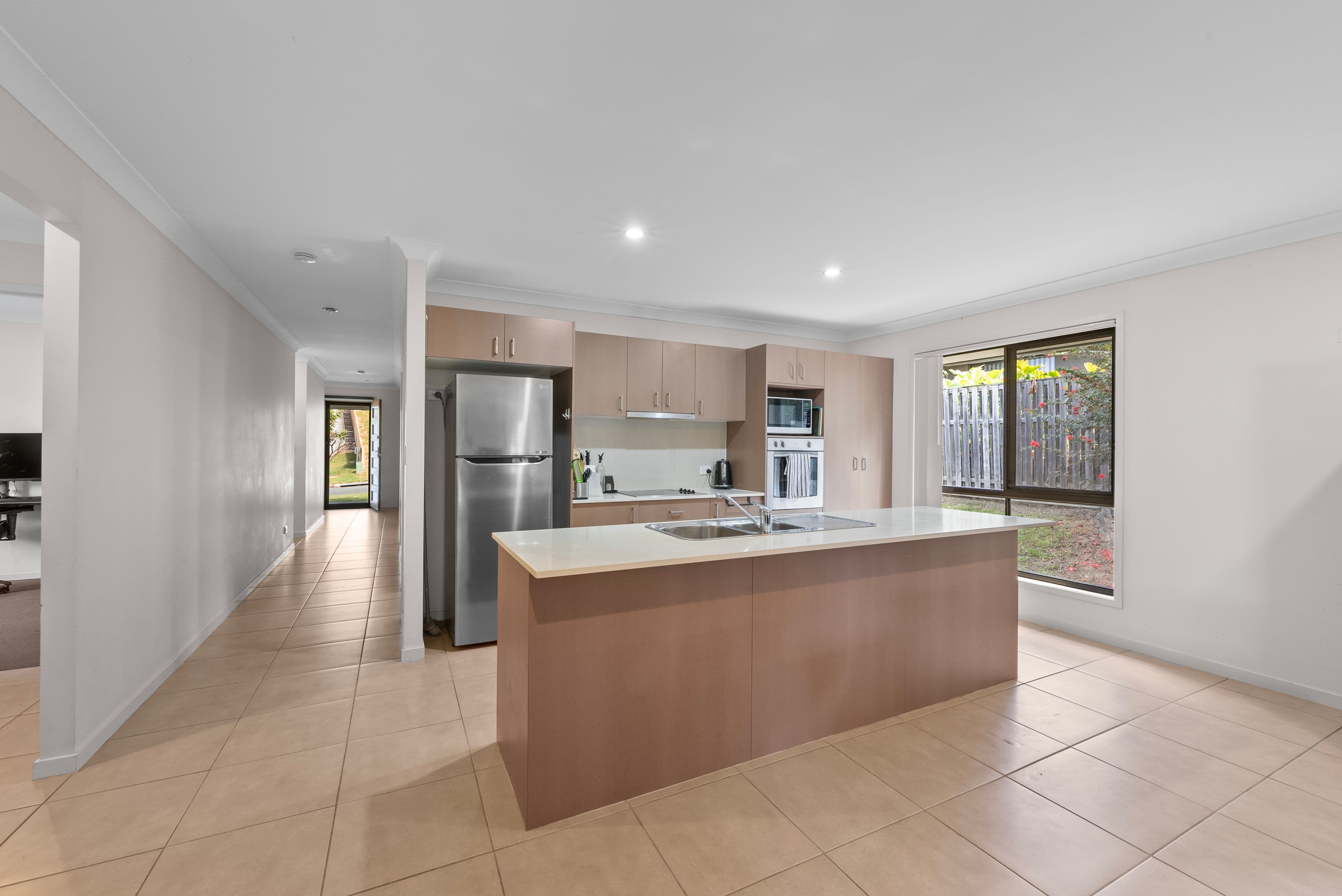 5 Morning Sun Court, Maudsland QLD 4210, Maudsland - Thumbnail 4