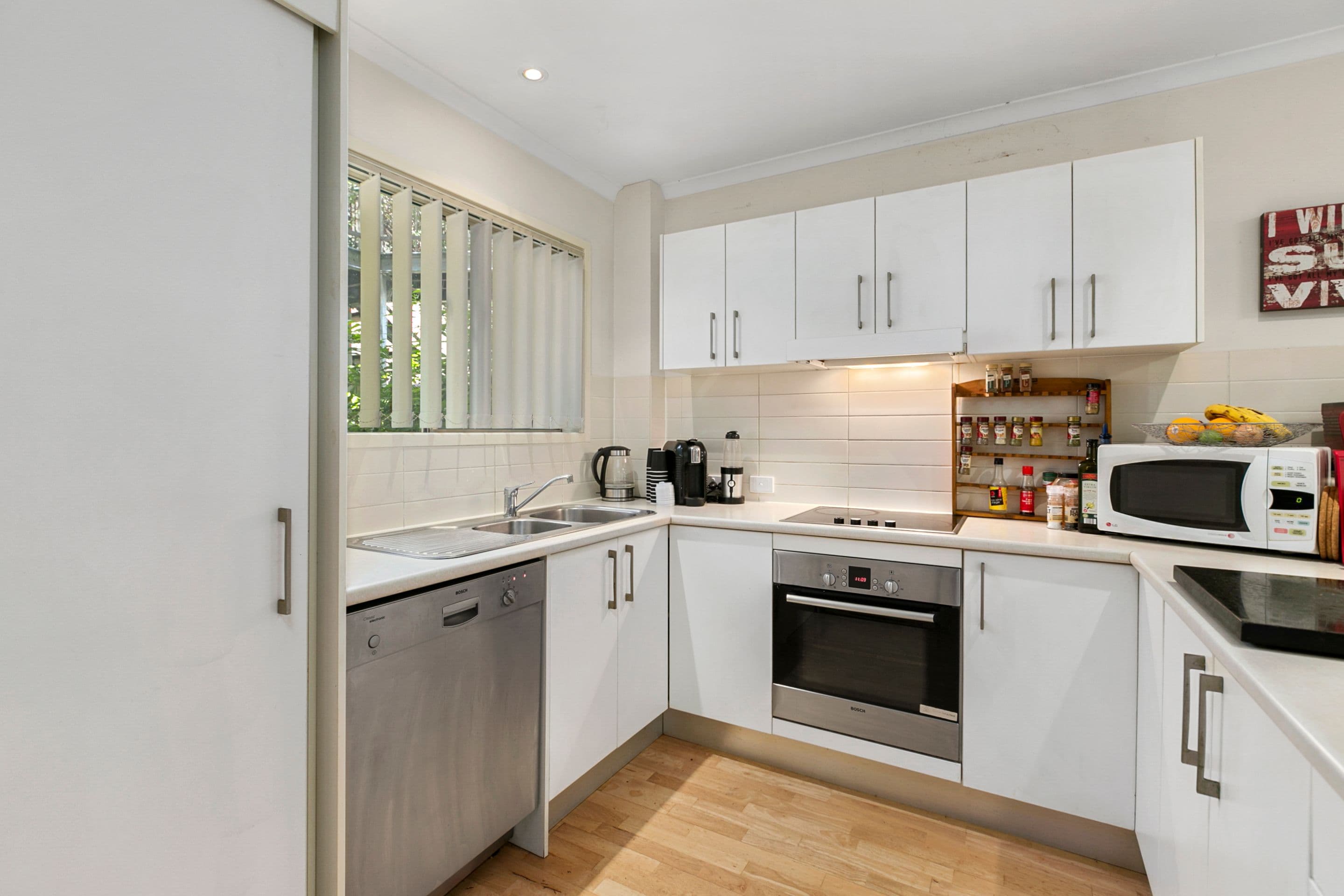 14 Dudley Street, Annerley QLD 4103, Annerley - Thumbnail 2