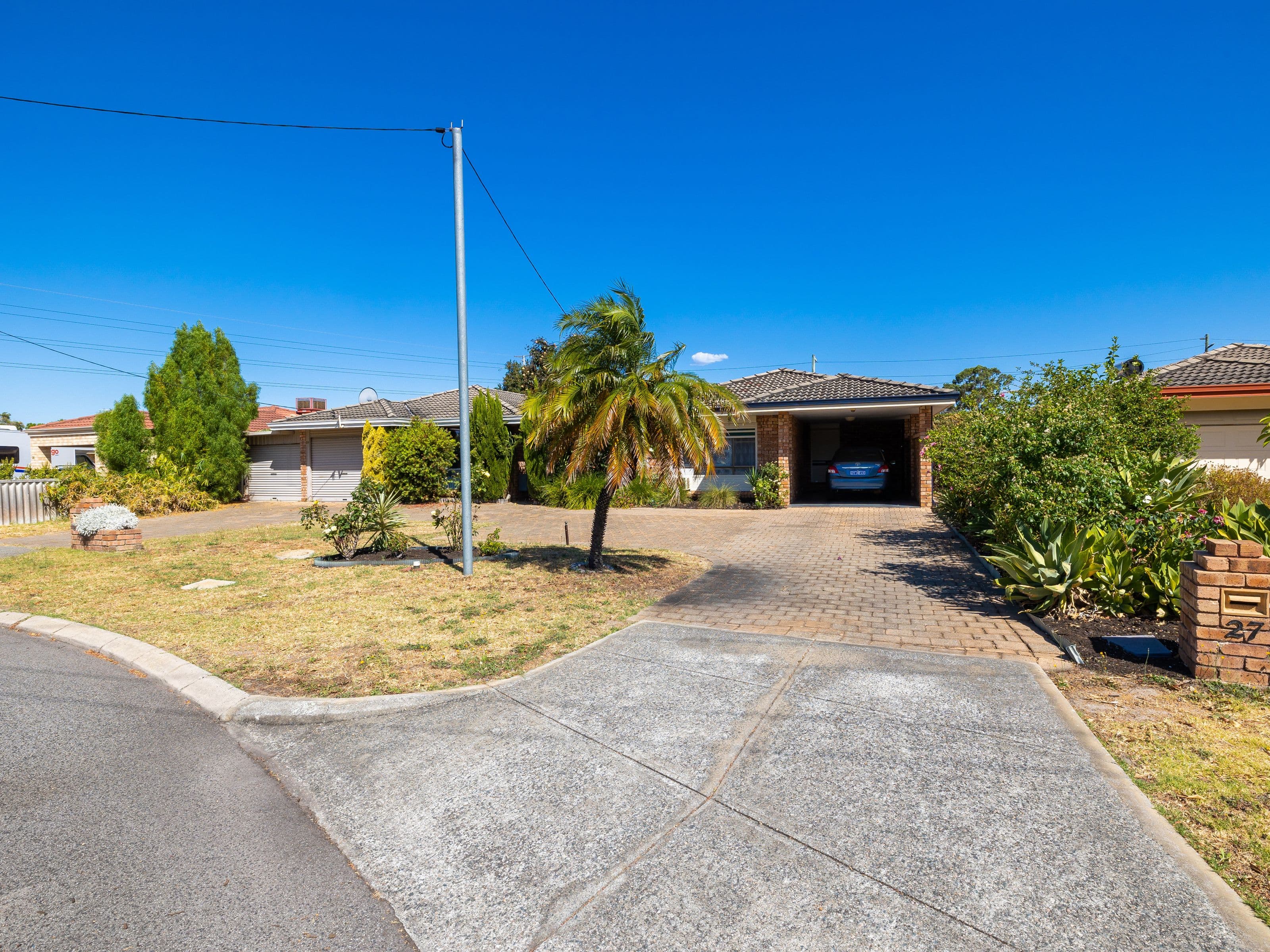 27 Blenny Close, Cannington WA 6107, Cannington - Thumbnail 2