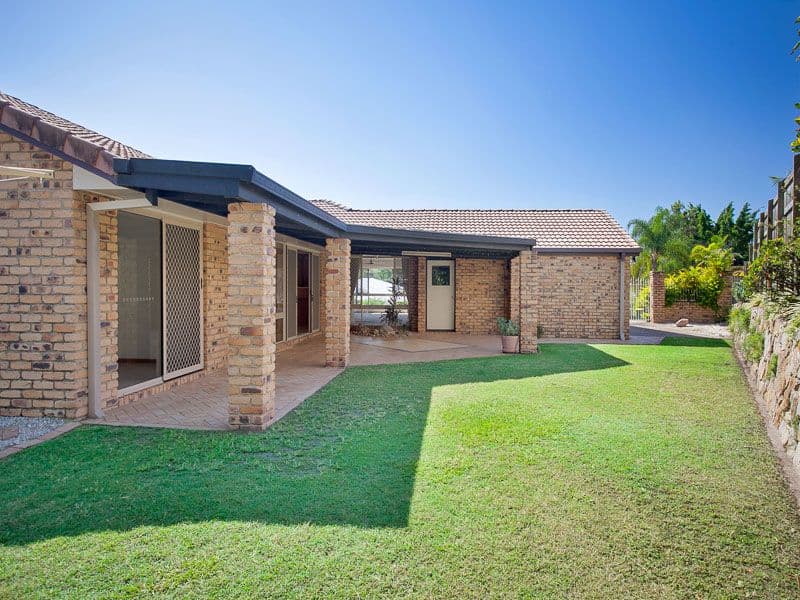 4 Pine Bark Court, Albany Creek QLD 4035, Albany Creek - Thumbnail 4