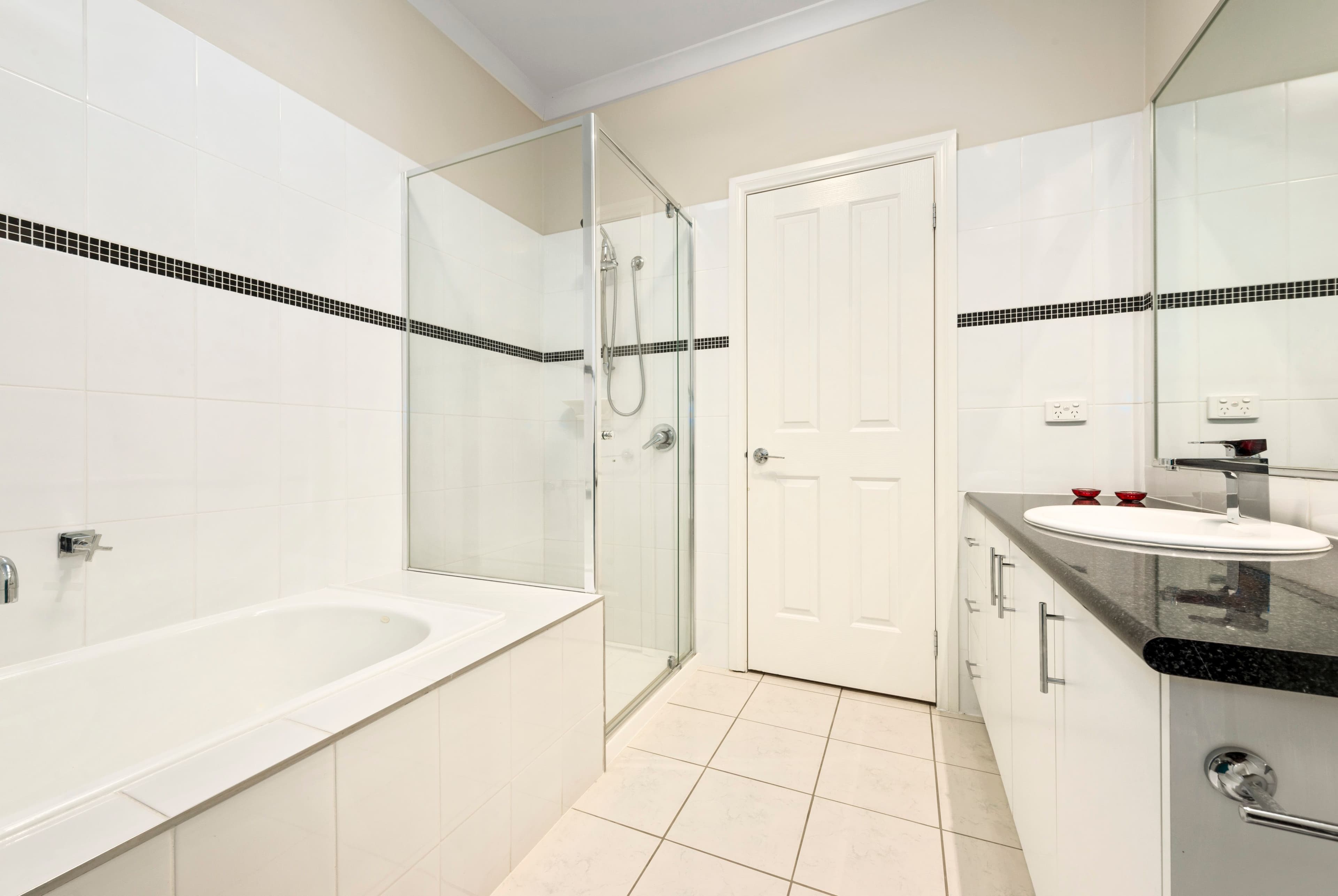 28 Greendale Road, Doncaster East VIC 3109, Doncaster East - Thumbnail 7