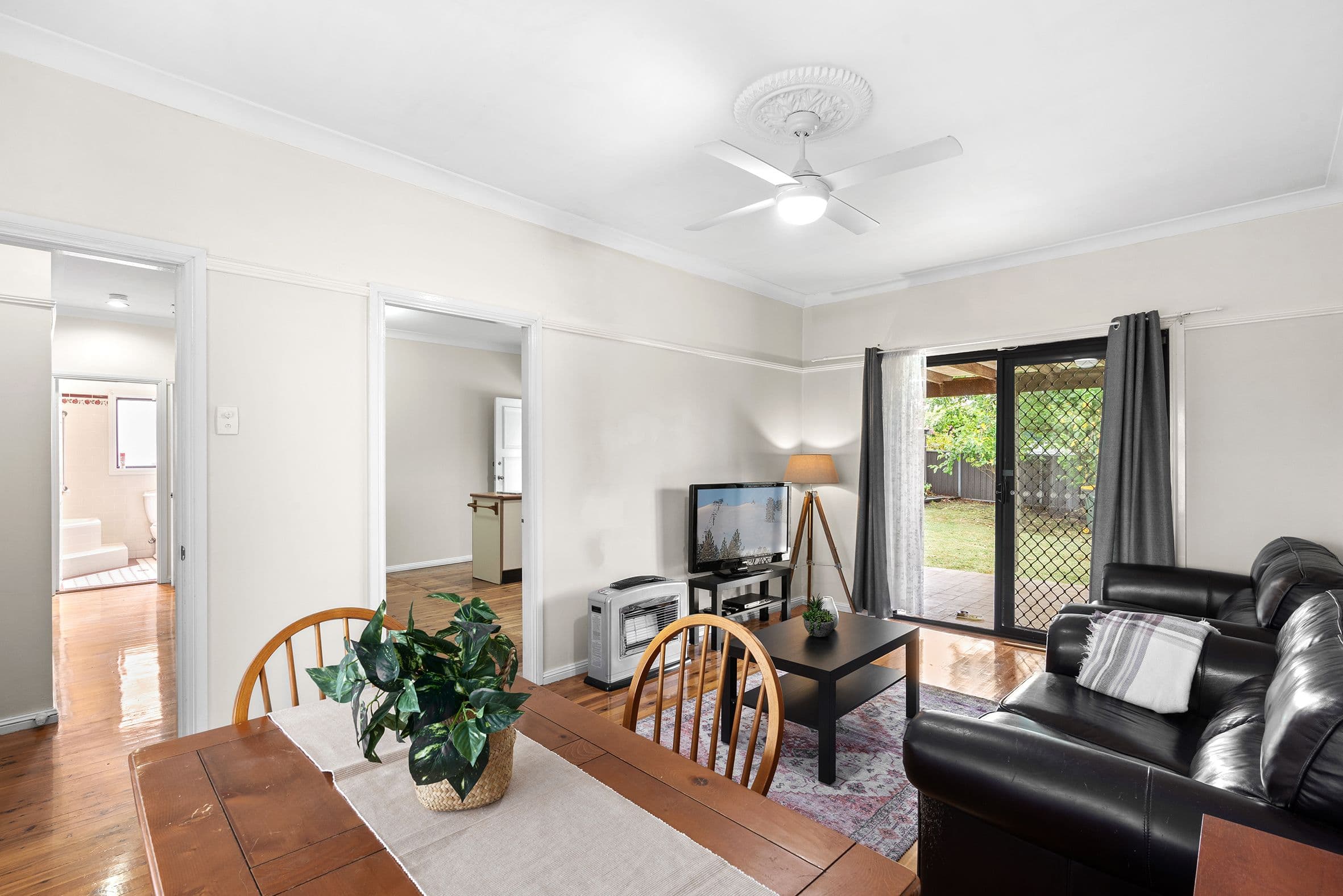 92 Best Road, Seven Hills NSW 2147, Seven Hills - Thumbnail 2