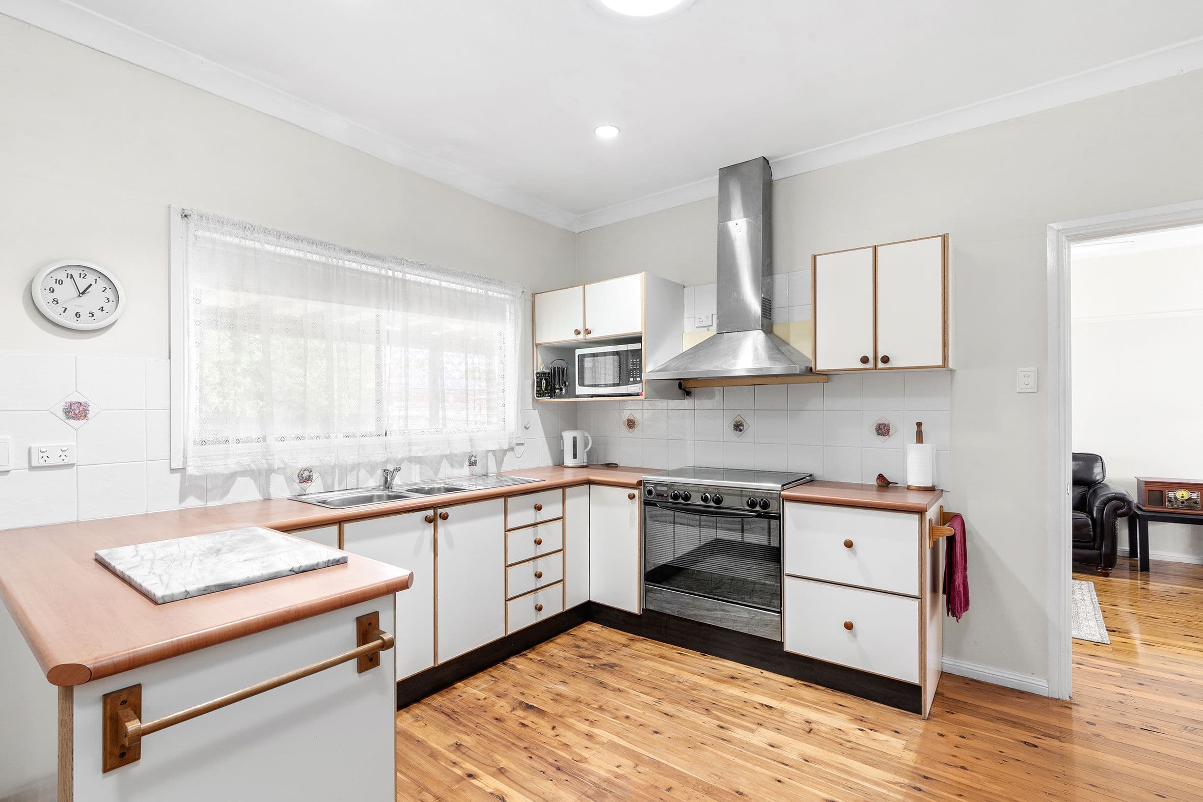 92 Best Road, Seven Hills NSW 2147, Seven Hills - Thumbnail 4