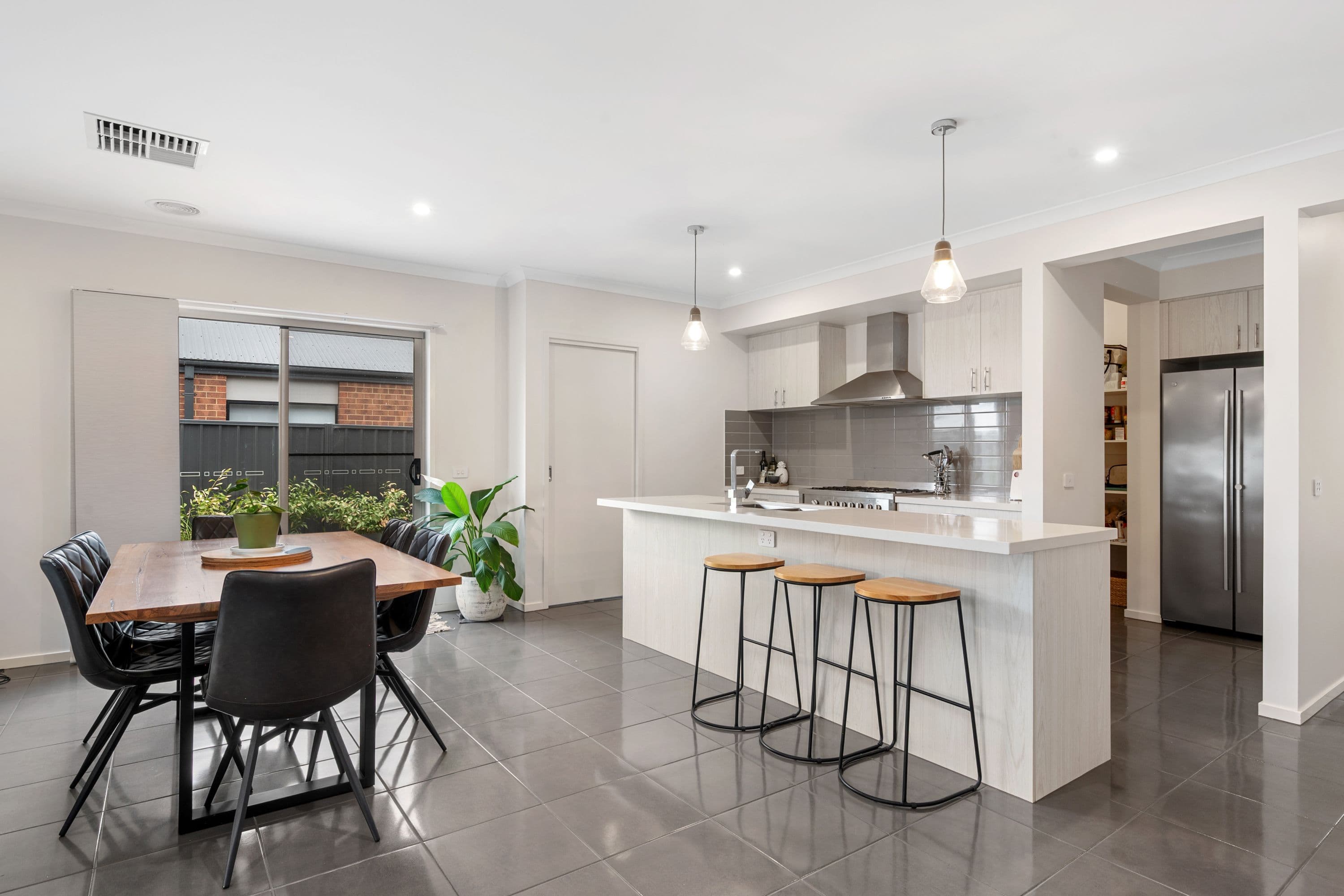 11 Priest Street, White Hills VIC 3550, White Hills - Thumbnail 6