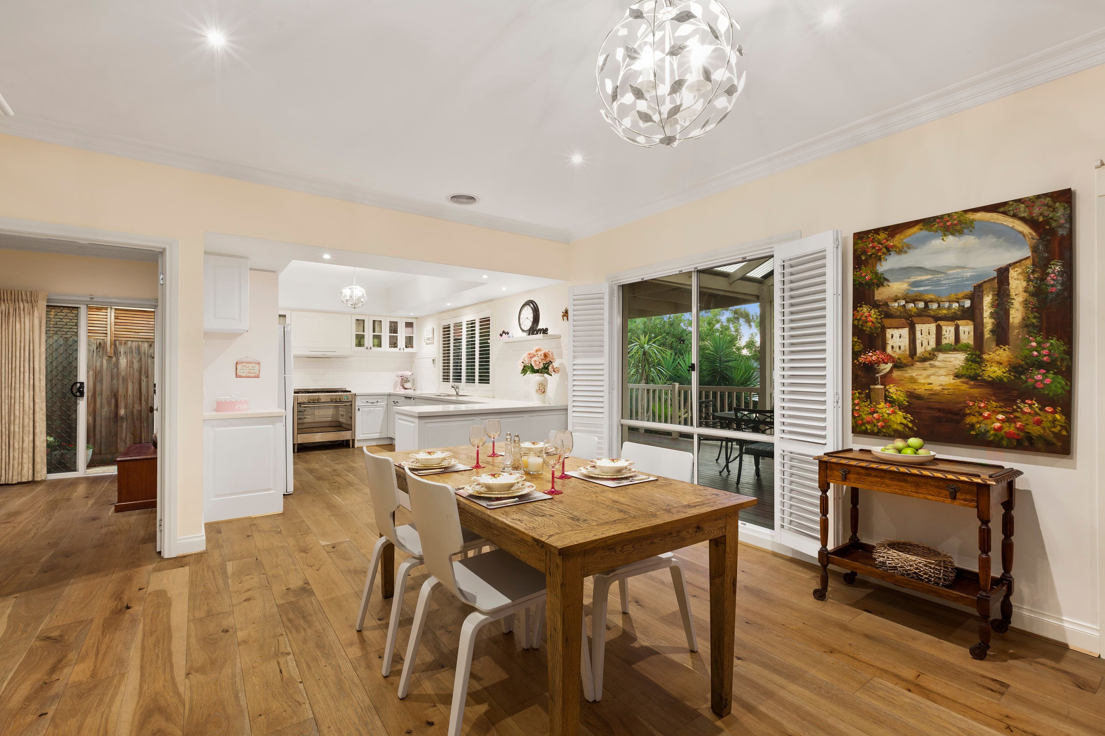 8 Chapel Court, Doncaster VIC 3108, Doncaster - Thumbnail 3