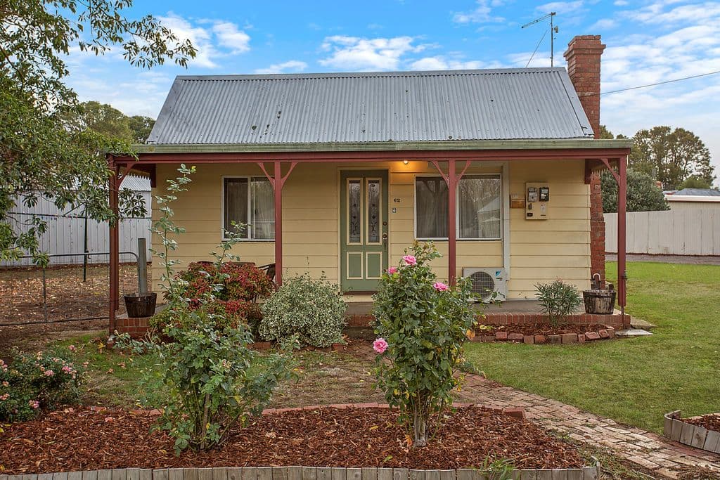 62 Fergusson Street, Camperdown VIC 3260, Camperdown - Image 1