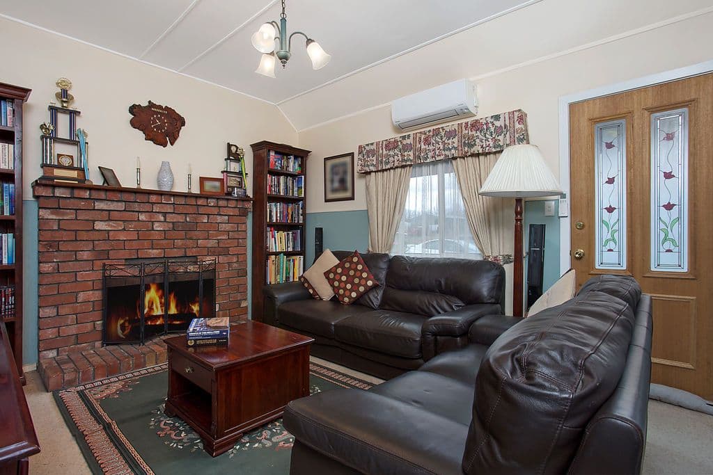 62 Fergusson Street, Camperdown VIC 3260, Camperdown - Thumbnail 2